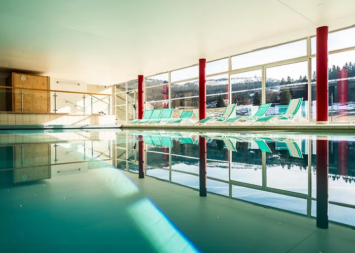 Hôtel accueillant les animaux: Hôtel-Club Côté Dole, USSIM Vacances Les Rousses